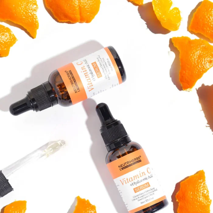 Hyaluronic Acid & Vitamin C Serum Combo For Dull and Dehydrated Skin - Image 3